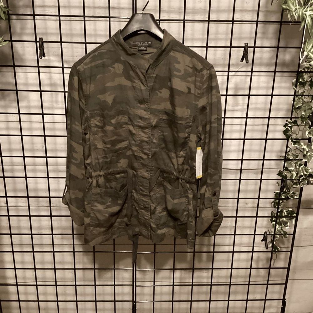 Women's Casual Camouflage Jacket B223